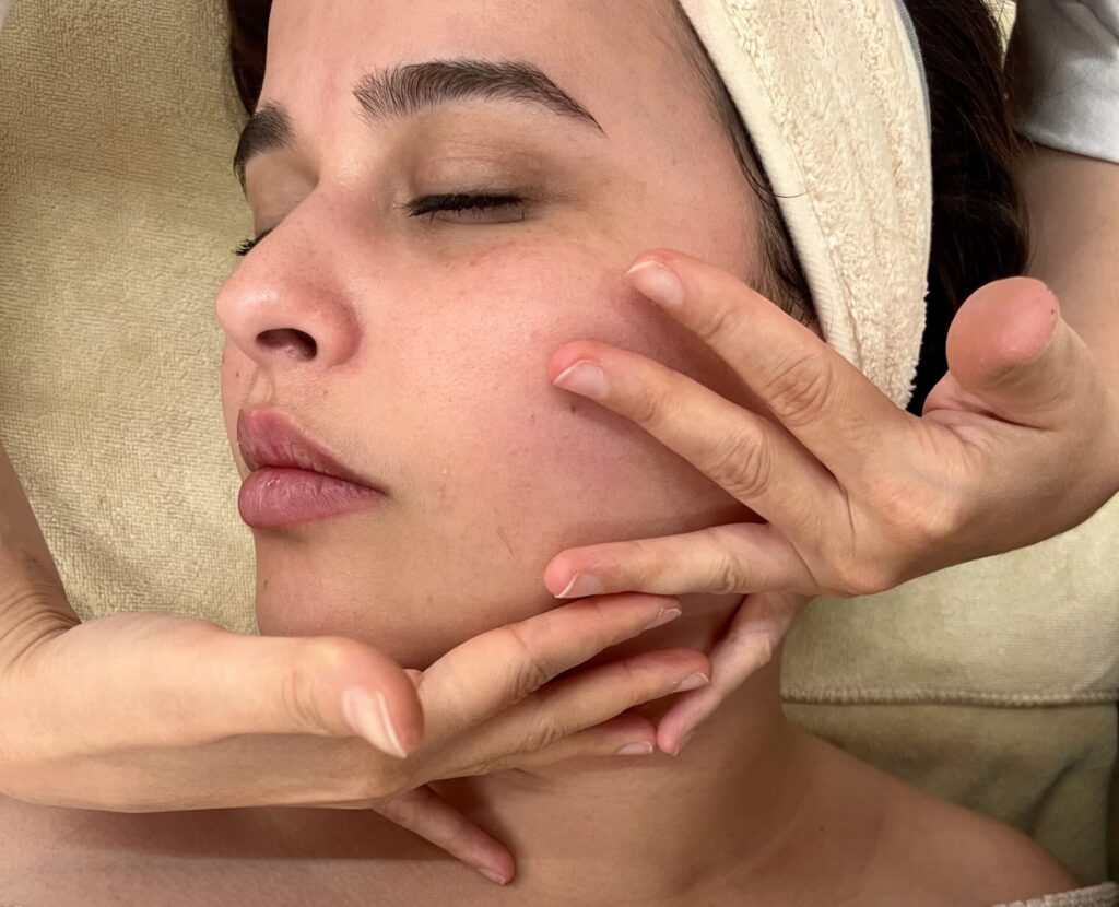 IMG 6735 min scaled e1696888766778 1024x830 1